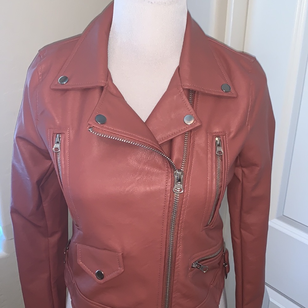 LOVE TREE BRAND NEW WITH TAG SIZE SMALL GORGEOUS FAUX LEATHER JACKET - Picture 2 of 9